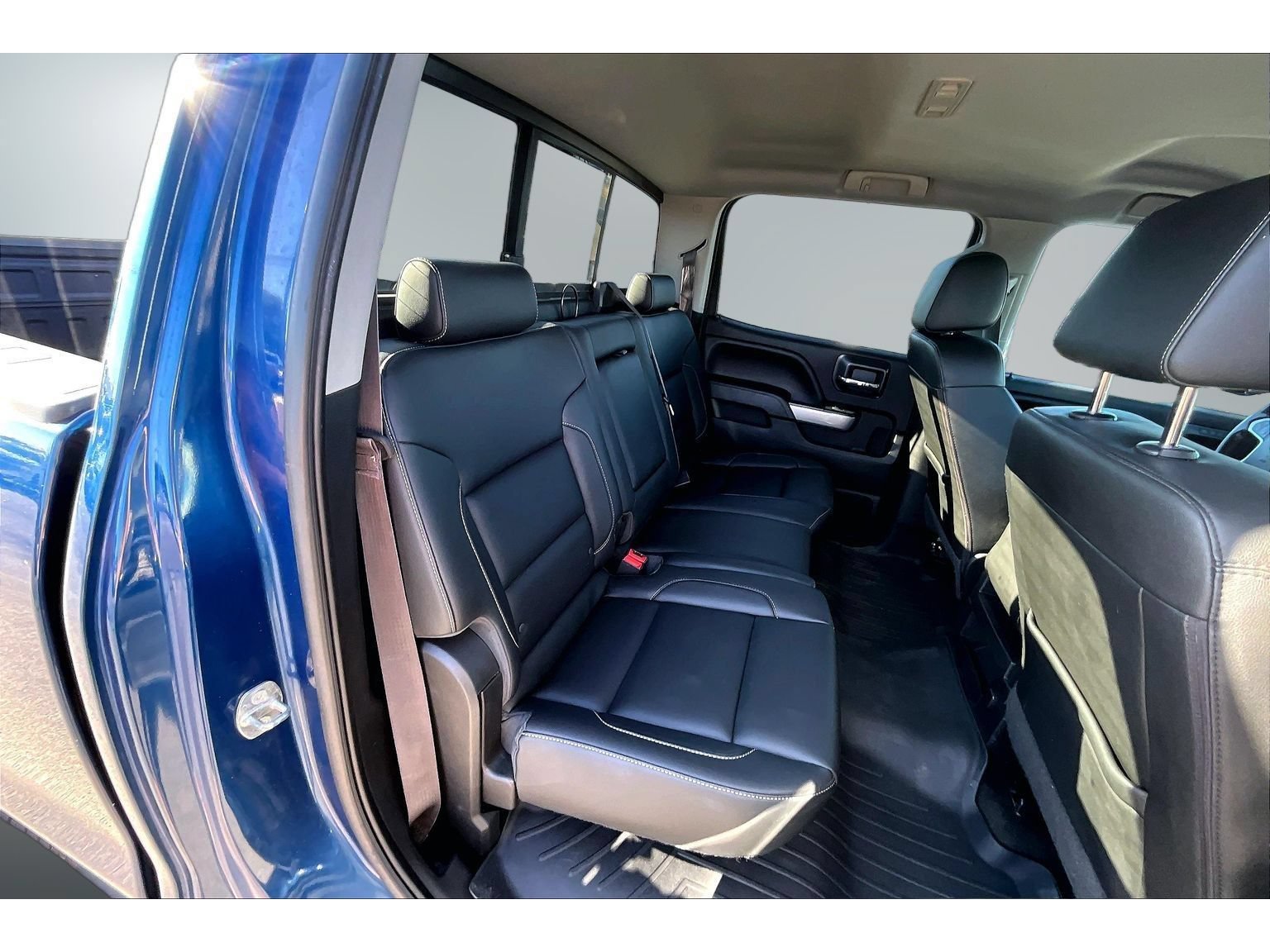 Used 2016 Chevrolet Silverado 2500 LTZ w/ Duramax Plus Package AWD/4WD image 26