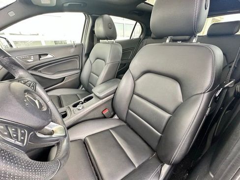 Used 2019 Mercedes-Benz GLA 250 4MATIC image 7