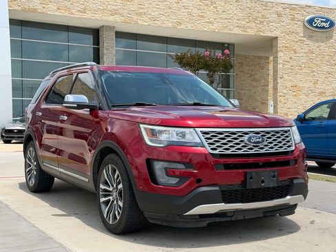 Used 2017 Ford Explorer Platinum AWD/4WD image 19