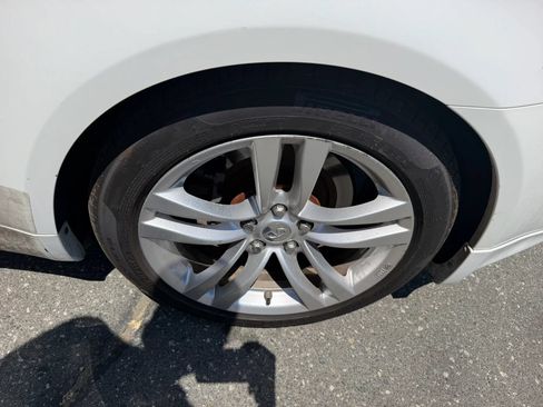 Used 2010 INFINITI G37 Journey w/ Premium Pkg RWD image 28