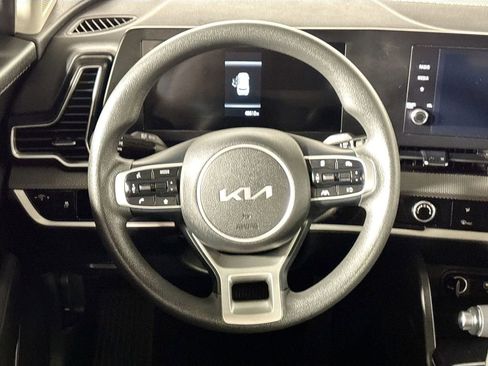 Used 2024 Kia Sportage LX image 13