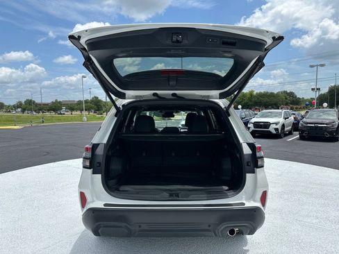 Used 2026 Subaru Forester Touring w/ Touring Hybrid Package AWD/4WD image 9