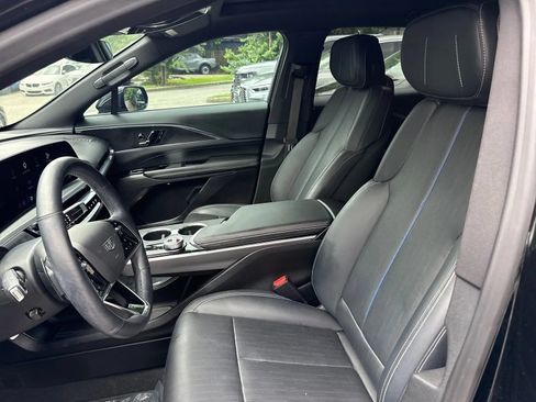 Used 2024 Cadillac Lyriq Luxury w/ LPO, Floor Liner Package RWD image 12