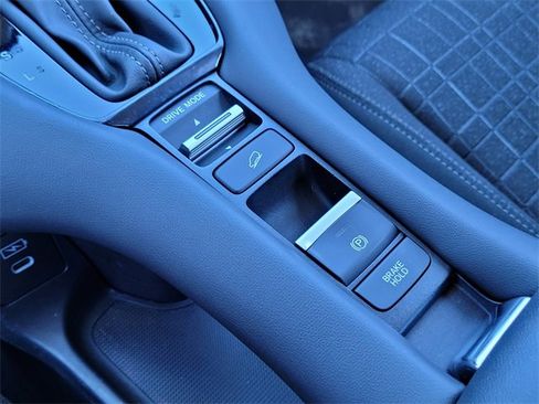 Used 2024 Honda HR-V LX image 24