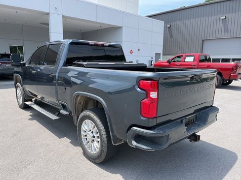 Used 2020 Chevrolet Silverado 2500 High Country w/ Z71 Off-Road Package AWD/4WD image 4