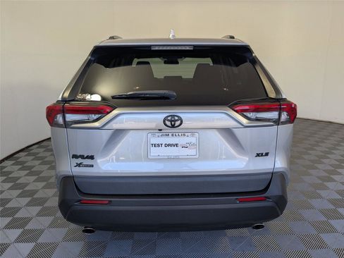 Certified 2021 Toyota RAV4 XLE image 23