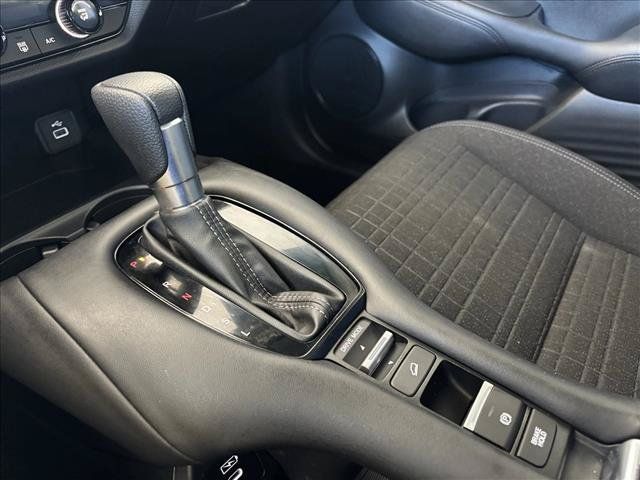 Used 2025 Honda HR-V LX image 14
