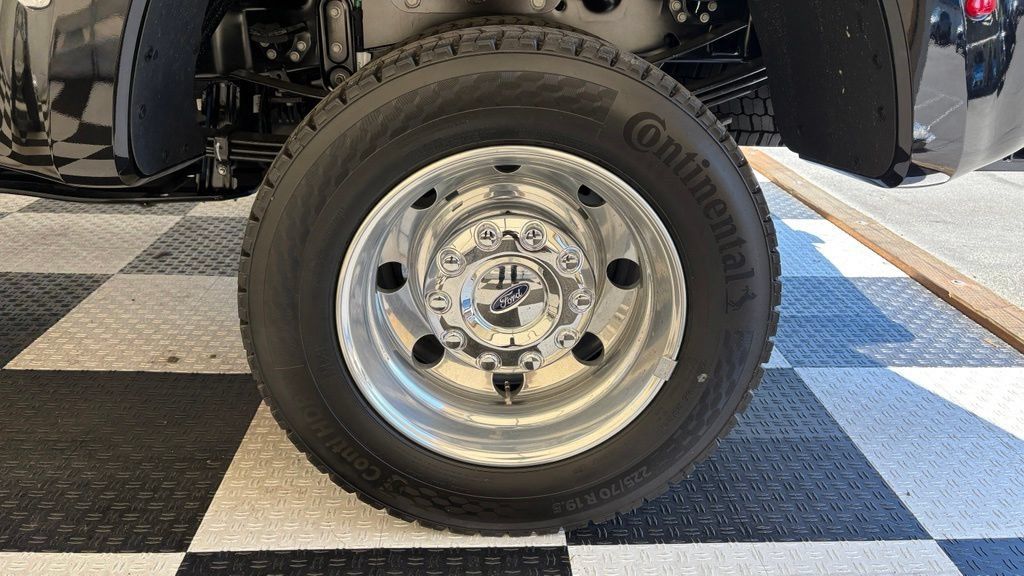 New 2026 Ford F450 Platinum w/ Platinum Plus Package AWD/4WD image 12