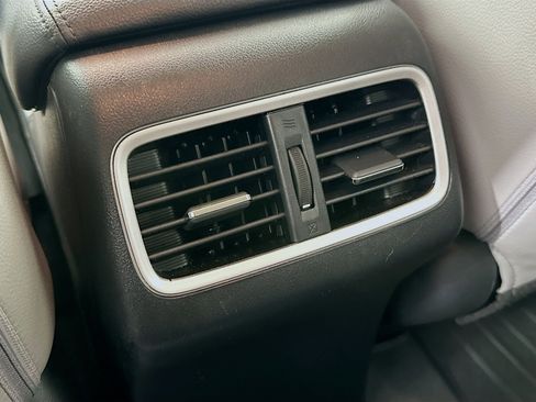 Used 2016 Honda CR-V Touring image 27