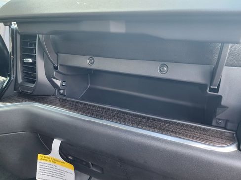 Used 2022 Chevrolet Silverado 1500 RST w/ Z71 Off-Road Package image 43