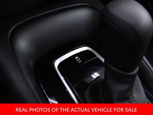 Certified 2024 Toyota Corolla LE image 9