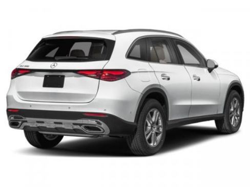 New 2025 Mercedes-Benz GLC 300 4MATIC image 5