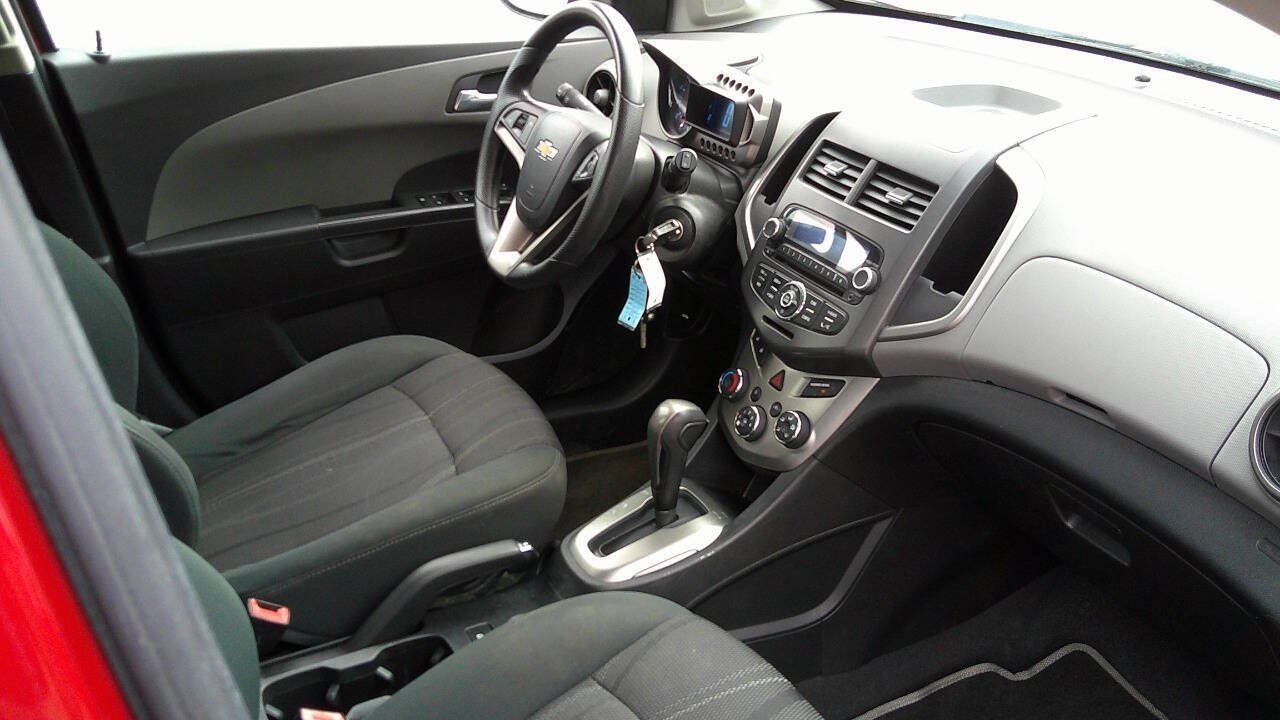 Used 2012 Chevrolet Sonic LT FWD image 17