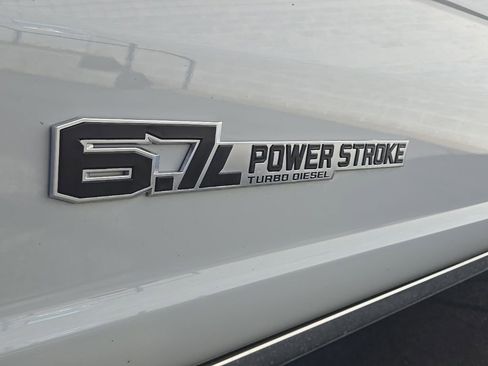 Used 2025 Ford F350 Platinum image 12
