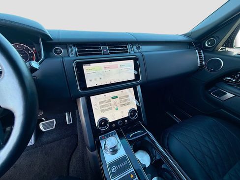 Used 2021 Land Rover Range Rover SV Autobiography Dynamic image 29