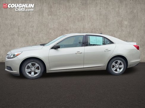 Used 2014 Chevrolet Malibu LS FWD image 4