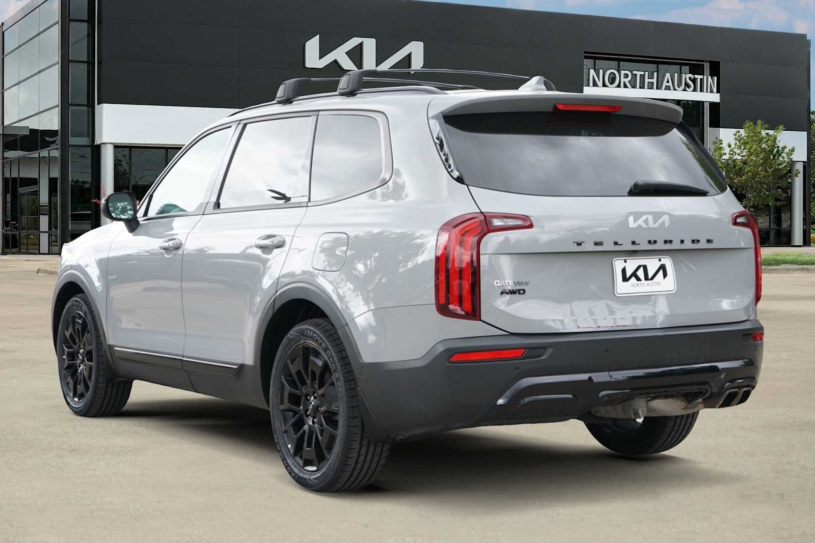 Certified 2022 Kia Telluride EX w/ EX Premium Package AWD/4WD image 4