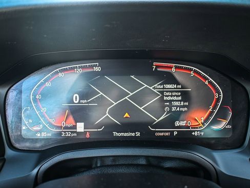 Used 2019 BMW 330i xDrive Sedan w/ Premium Package image 11