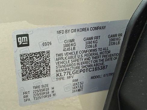 New 2026 Chevrolet Trax RS w/ Sunroof Package FWD image 18