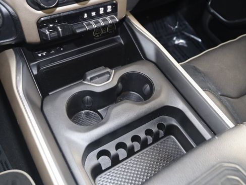 Used 2019 RAM 1500 Laramie image 27