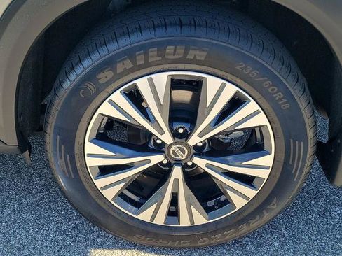 Certified 2021 Nissan Rogue SV w/ Premium Package image 13