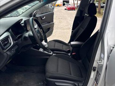 Used 2022 Kia Rio S image 16