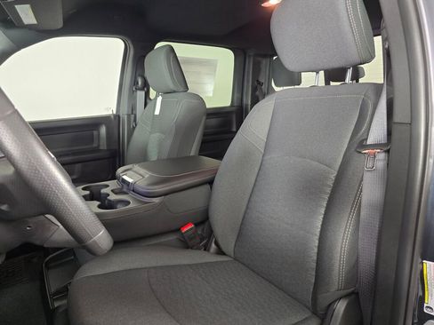 New 2026 RAM 2500 Tradesman AWD/4WD image 36