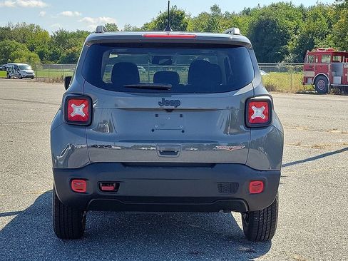 New 2023 Jeep Renegade Trailhawk w/ Sun/Sound Group image 7
