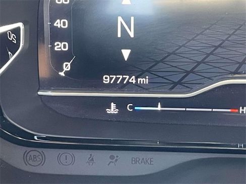 Certified 2022 GMC Yukon Denali image 29