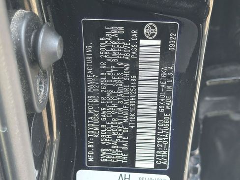 Used 2017 Toyota Avalon XLE Premium w/ All Weather Liner Package FWD image 17