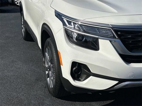 Used 2021 Kia Seltos S image 10