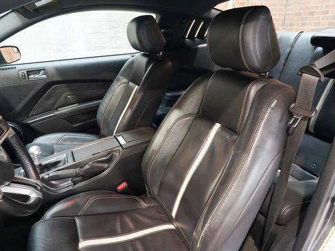 Used 2014 Ford Mustang GT Premium w/ Electronics Package RWD image 33