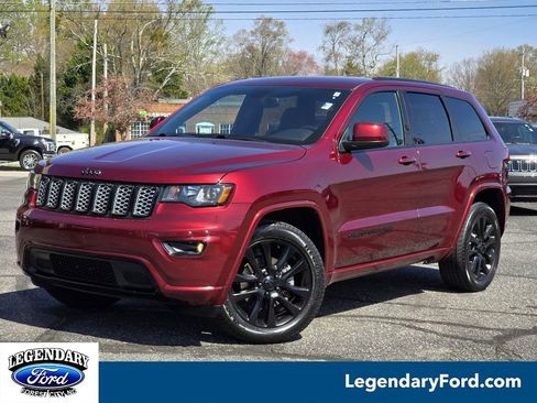 Used 2018 Jeep Grand Cherokee Altitude image 1
