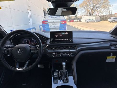 Used 2023 Acura Integra A-Spec image 8