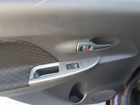 Used 2014 Scion xD image 15