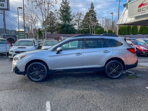 Used 2019 Subaru Outback 2.5i Limited w/ Popular Package #2 AWD/4WD image 7