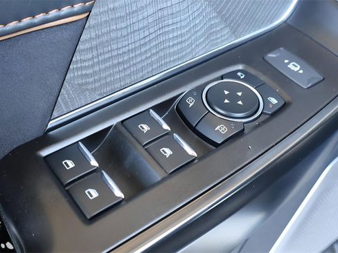 Used 2022 Ford F150 Platinum w/ Equipment Group 701A High image 27