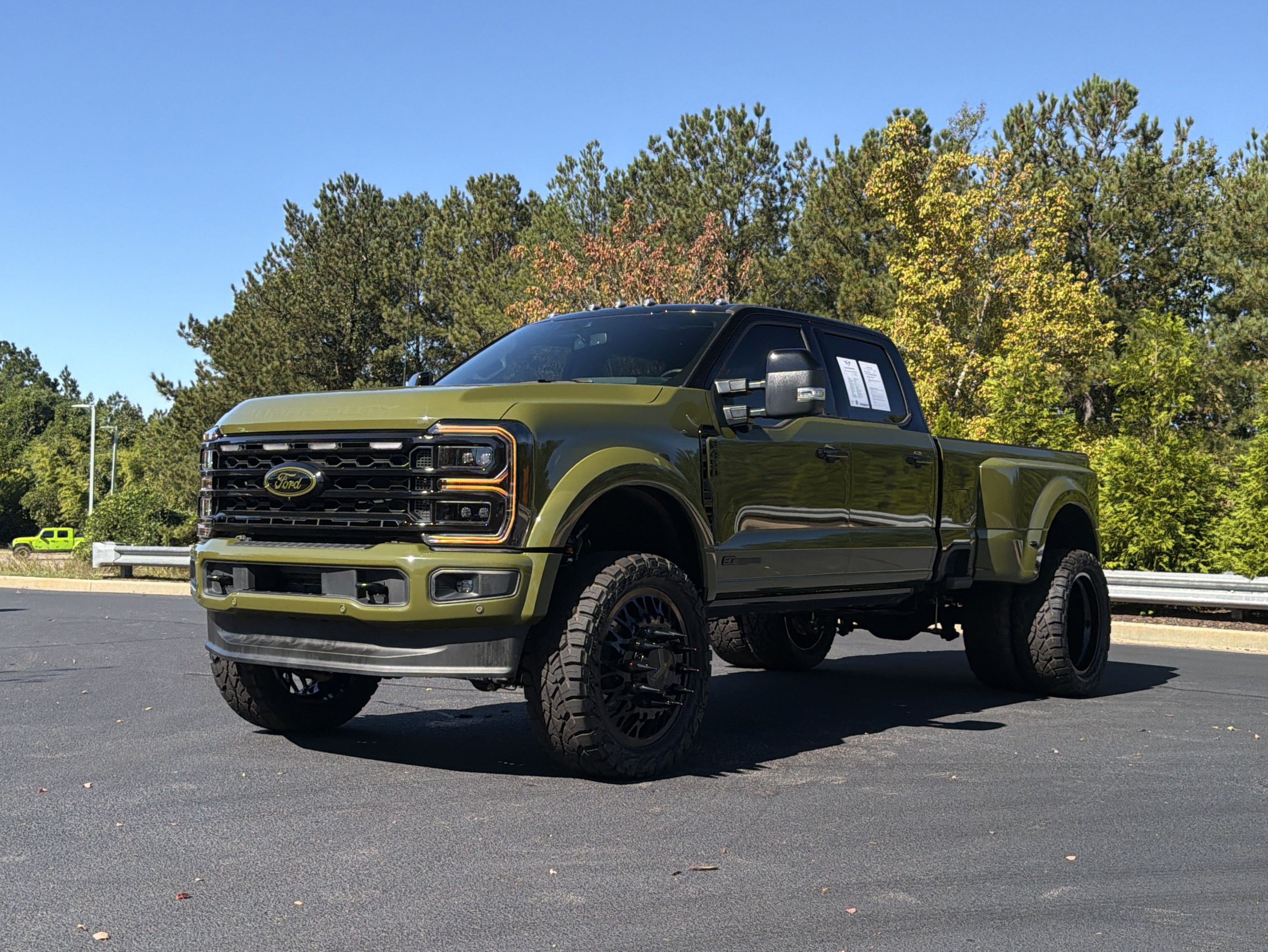 Used 2026 Ford F450 Platinum w/ FX4 Off-Road Package AWD/4WD image 15