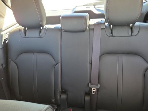 Used 2025 MAZDA CX-90 3.3 Turbo w/ Premium Sport Pkg image 10