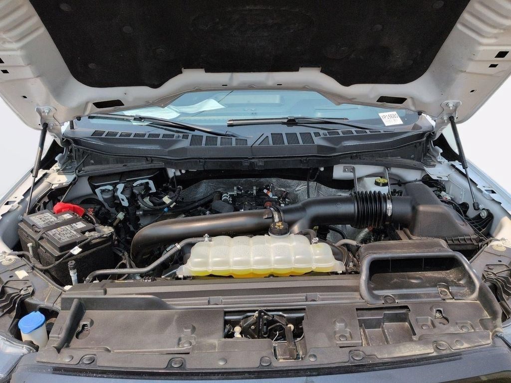 Certified 2025 Ford F150 Lariat w/ Equipment Group 502A High AWD/4WD image 33