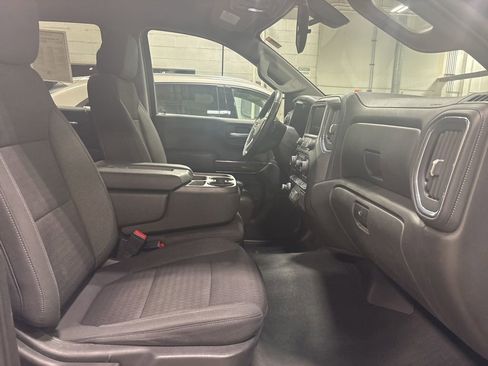 Used 2021 Chevrolet Silverado 1500 LT image 10