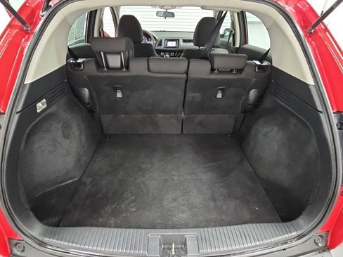 Used 2017 Honda HR-V LX image 27