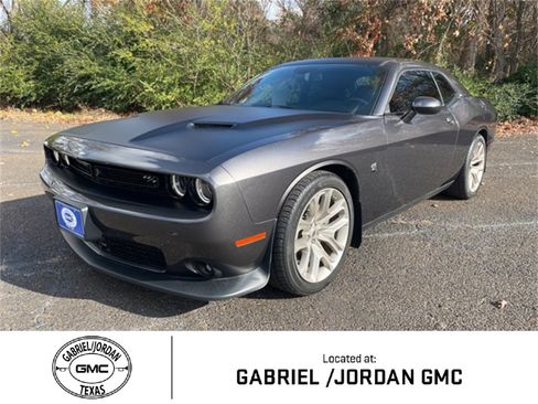 Used 2020 Dodge Challenger R/T Scat Pack image 1