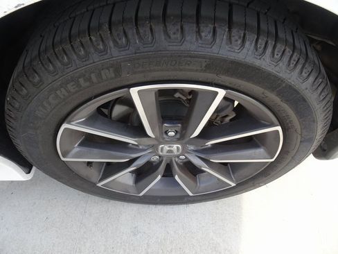 Used 2021 Honda Accord EX-L image 10