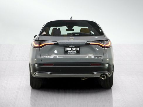 Used 2024 Honda HR-V Sport image 4