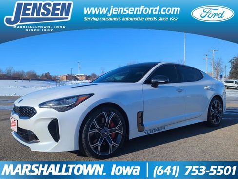 Used 2018 Kia Stinger GT2 image 1