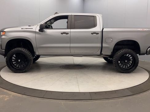 Used 2021 Chevrolet Silverado 1500 Custom w/ LPO, Dark Essentials Package AWD/4WD image 2