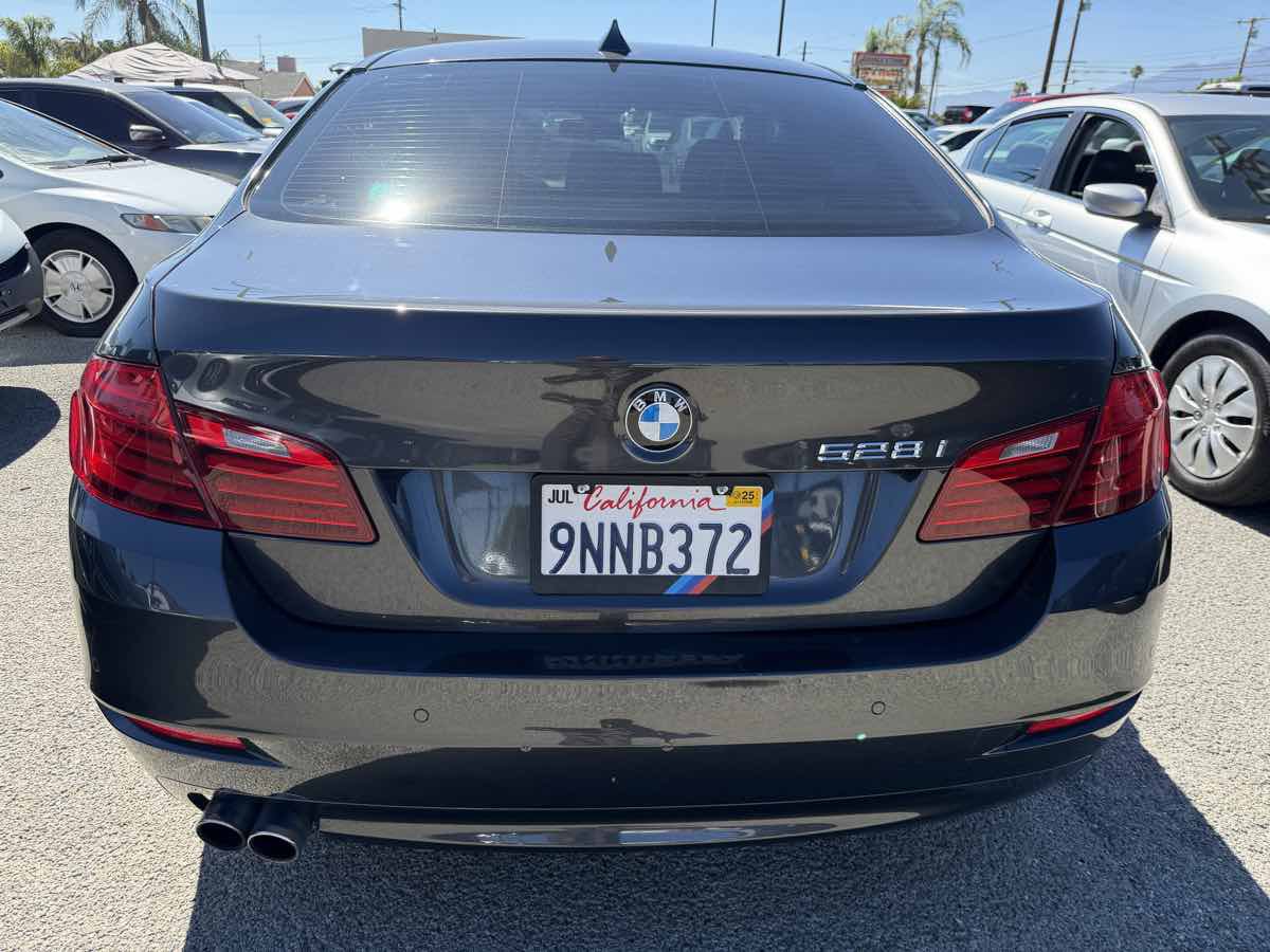 Used 2014 BMW 528i Sedan RWD image 4