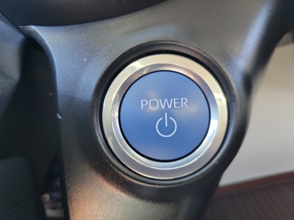 Used 2024 Toyota Sienna XLE FWD image 31
