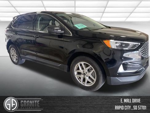 Used 2024 Ford Edge SEL AWD/4WD image 12